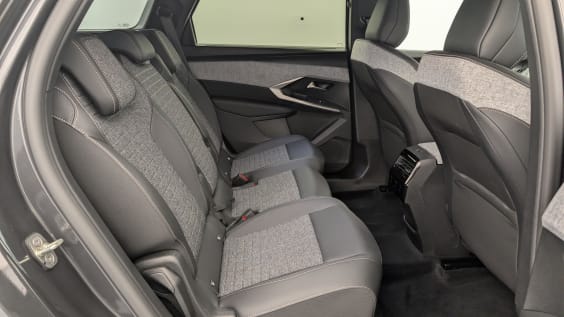 Peugeot 5008 HYBRID 145 CH E-DCS6 ALLURE Gris Titane