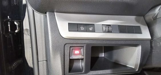 Peugeot Traveller Traveller M Diesel 180 ch Automatique Business Noir Perla