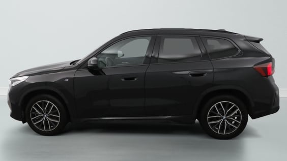 BMW X1 U11 X1 xDrive 23i 218ch DKG7 M Sport Saphirschwarz Métallisé