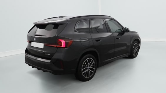 BMW X1 U11 X1 xDrive 23i 218ch DKG7 M Sport Saphirschwarz Métallisé