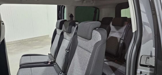 Peugeot Traveller Traveller M Diesel 180 ch Automatique Business Gris Titane