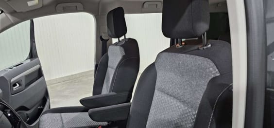 Peugeot Traveller Traveller M Diesel 180 ch Automatique Business Gris Titane