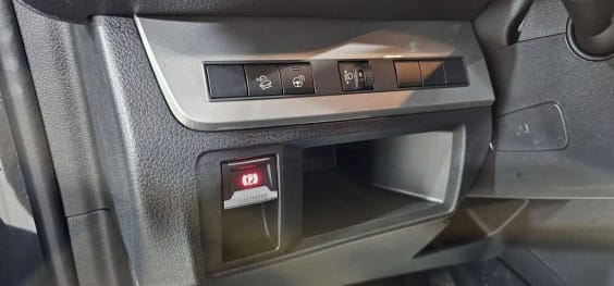 Peugeot Traveller Traveller M Diesel 180 ch Automatique Business Gris Titane