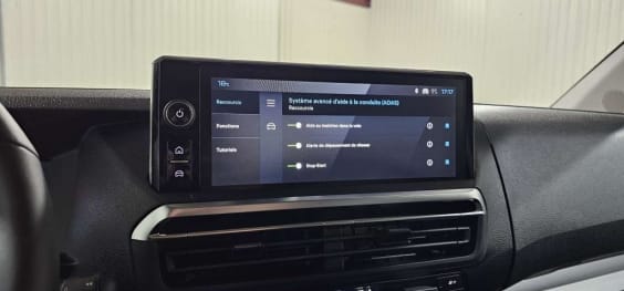 Peugeot Traveller Traveller M Diesel 180 ch Automatique Business Gris Titane
