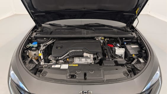 Peugeot 408 Hybrid 136 e-DCS6 Allure Noir Perla Nera
