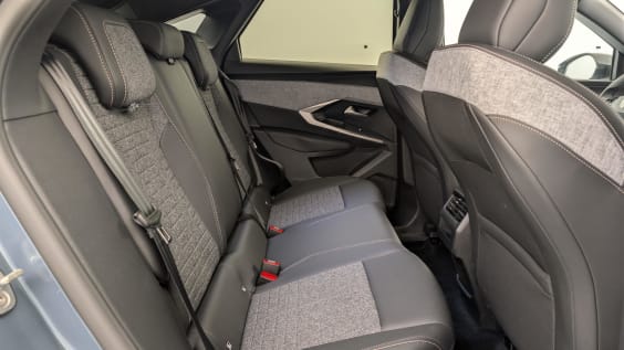Peugeot 3008 Hybrid 145 e-DCS6 Allure Bleu Ingaro