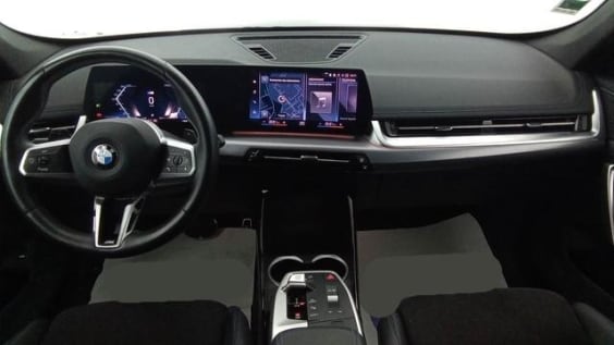 BMW X1 U11 X1 xDrive 23i 218ch DKG7 M Sport Saphirschwarz Métallisé