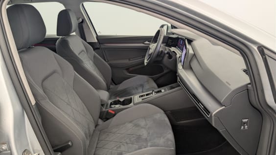 Volkswagen GOLF 8 1.4 HYBRIDE RECHARGEABLE OPF 204 DSG STYLE Reflet d'Argent
