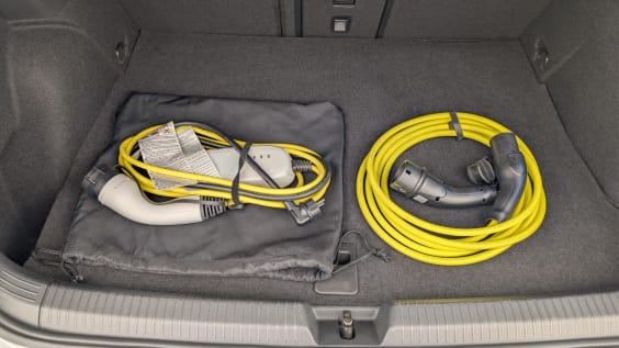 Volkswagen GOLF 8 1.4 HYBRIDE RECHARGEABLE OPF 204 DSG STYLE Reflet d'Argent