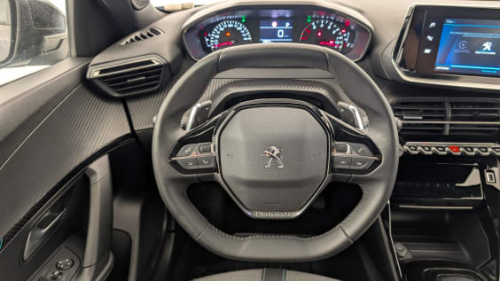 Peugeot 2008 PureTech 130 S&S EAT8 Allure Gris Platinium