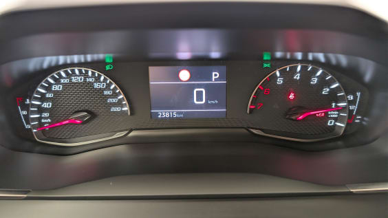 Peugeot 2008 PureTech 130 S&S EAT8 Allure Gris Platinium