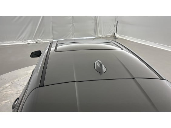 BMW Série 1 118d 150 ch BVA8 F40 Skyscraper Grau Metallic