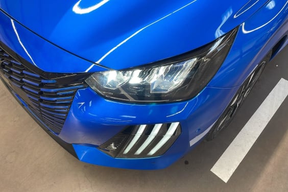 Peugeot 208 PureTech 100 S&S EAT8 Allure Bleu Vertigo