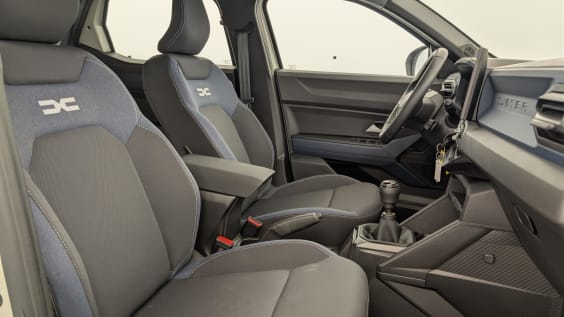 Dacia DUSTER TCe 130 4x2 Expression Sandstone