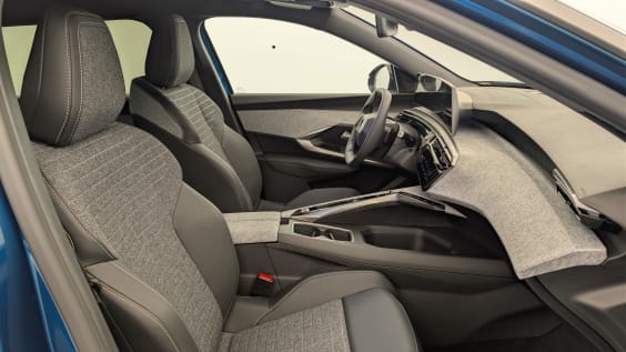 Peugeot 5008 HYBRID 145 CH E-DCS6 ALLURE Bleu Obsession