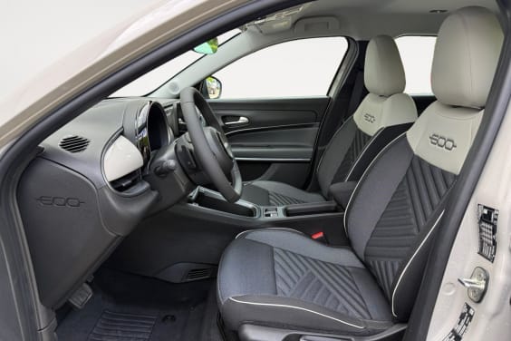 Fiat 600 1.2 HYBRID 145 ICONE DCT6 Sable Earth