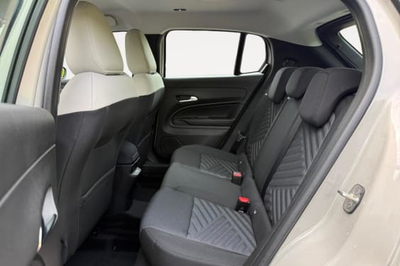 Fiat 600 1.2 HYBRID 145 ICONE DCT6 Sable Earth