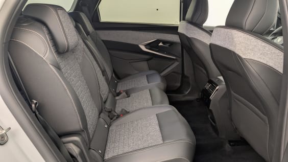 Peugeot 5008 HYBRID 145 CH E-DCS6 ALLURE Blanc Okenite