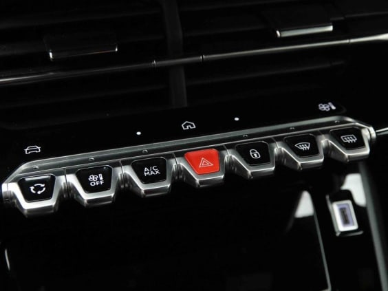 Peugeot E-2008 54 KW 156  ALLURE Argent