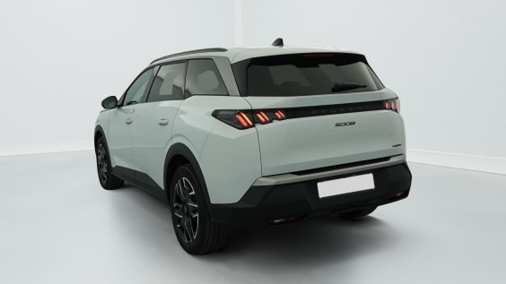 Peugeot 5008 HYBRID 145 CH E-DCS6 ALLURE Blanc Okenite