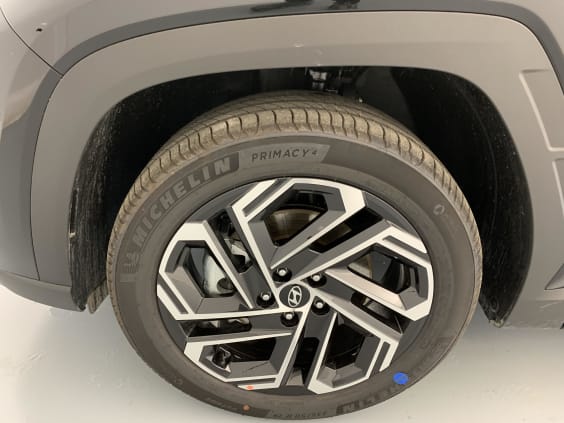 Hyundai Tucson 1.6 T-GDI 239 Hybrid BVA6 Creative Abyss Black