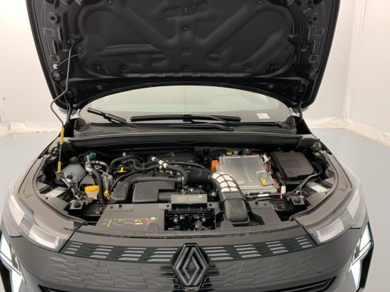 Renault SYMBIOZ E-Tech full hybrid 160 ch Esprit Alpine Noir Etoilé