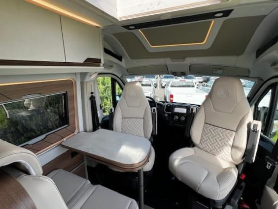 Campérêve magellan 540 PEUGEOT BOXER 2.2 L - 140 CV  BVM Blanc