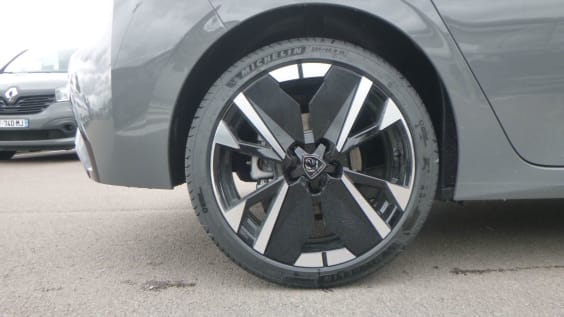 Peugeot 308 BlueHDi 130ch S&S EAT8 GT Gris Selenium