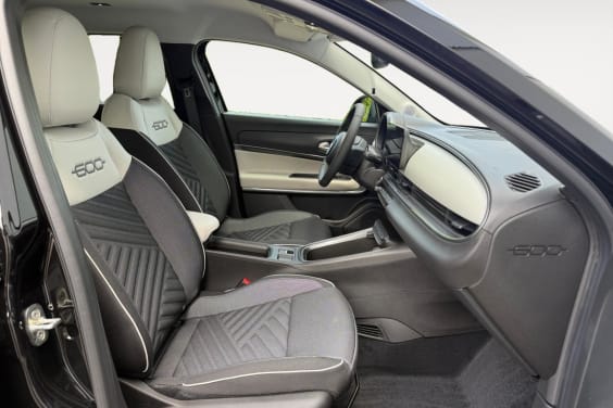 Fiat 600 1.2 HYBRID 145 LA PRIMA DCT6 Noir