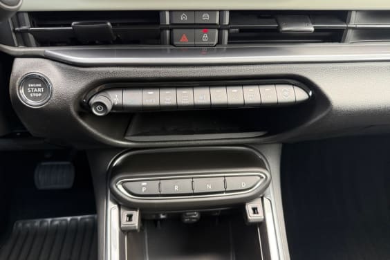 Fiat 600 1.2 HYBRID 145 LA PRIMA DCT6 Noir