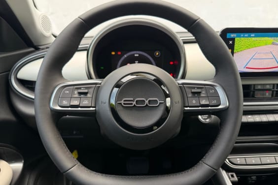 Fiat 600 1.2 HYBRID 145 LA PRIMA DCT6 Noir