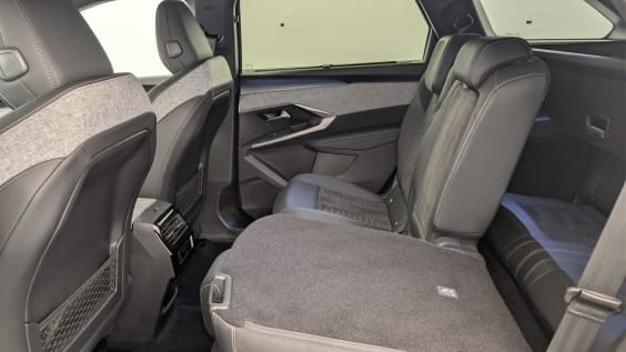 Peugeot 5008 HYBRID 145CH E-DCS6 GT Noir Perla Nera
