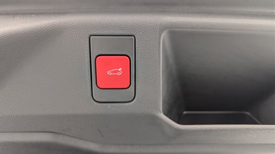 Peugeot 5008 HYBRID 145CH E-DCS6 GT Noir Perla Nera