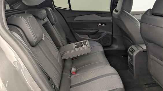 Peugeot 408 Hybrid 145 e-DCS6 Allure Gris Selenium