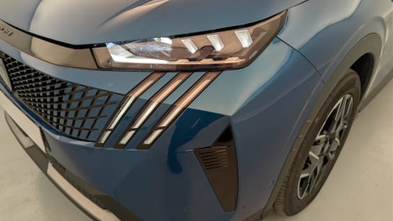 Peugeot 3008 Hybrid 145 e-DCS6 GT Bleu Obsession / Toit Noir