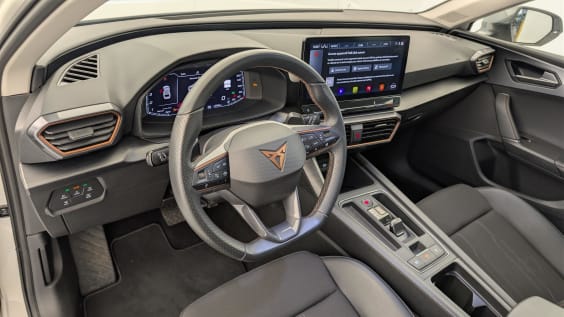 Cupra LEON Sportstourer 2.0 TDI 150 ch DSG7 V Blanc Candy