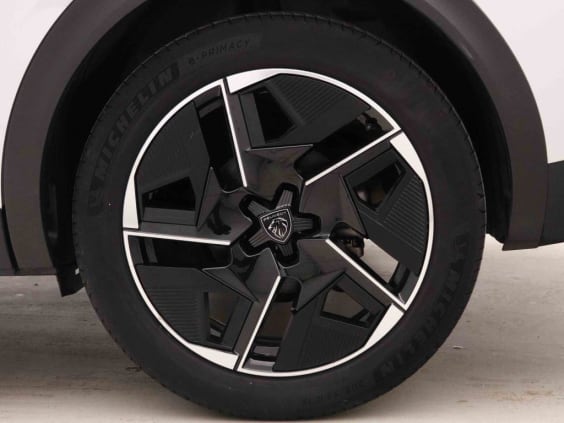 Peugeot 408 1.2T 130 EAT8 GT-Line Blanc
