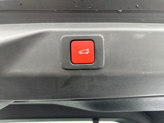 Peugeot 3008 Hybrid 145 e-DCS6 GT Gris Titanium