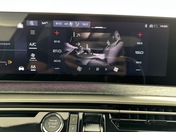 Peugeot 3008 Hybrid 145 e-DCS6 GT Blanc Okenite