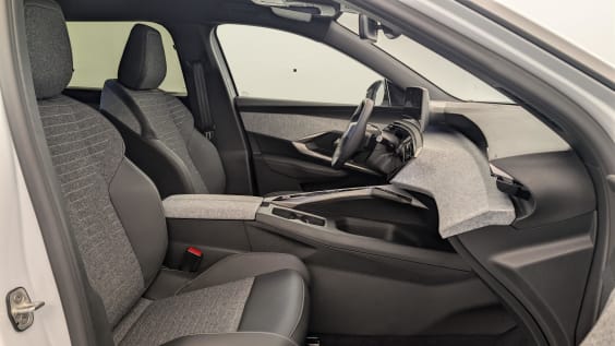 Peugeot 5008 HYBRID 145 CH E-DCS6 ALLURE Blanc Okenite