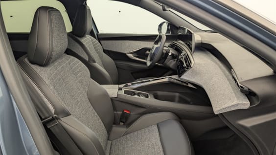 Peugeot 5008 HYBRID 145 CH E-DCS6 ALLURE Bleu Ingaro