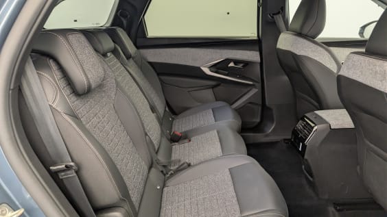 Peugeot 5008 HYBRID 145 CH E-DCS6 ALLURE Bleu Ingaro