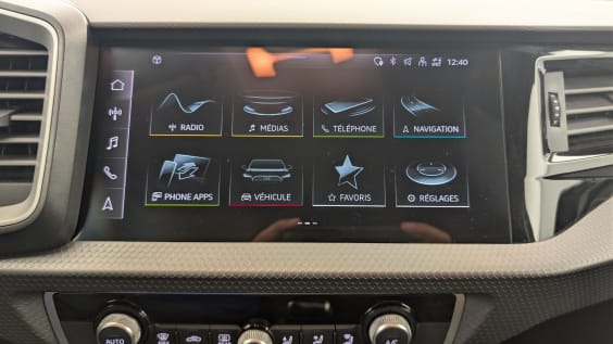 Audi A1 Sportback 30 TFSI 116 ch BVM6 Design Argent Rosé / Toit Noir
