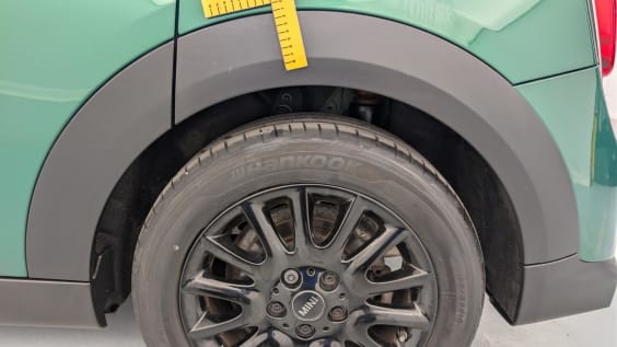Mini HATCH 5 PORTES F55 LCI II COOPER 136 CH DKG7 ESSENTIAL British Racing Green