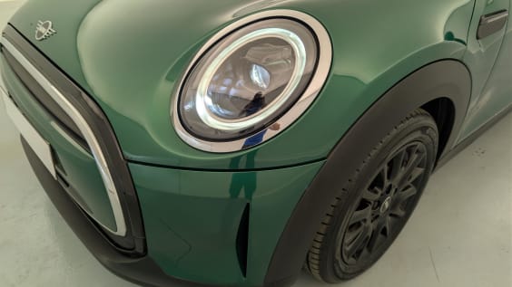 Mini HATCH 5 PORTES F55 LCI II COOPER 136 CH DKG7 ESSENTIAL British Racing Green