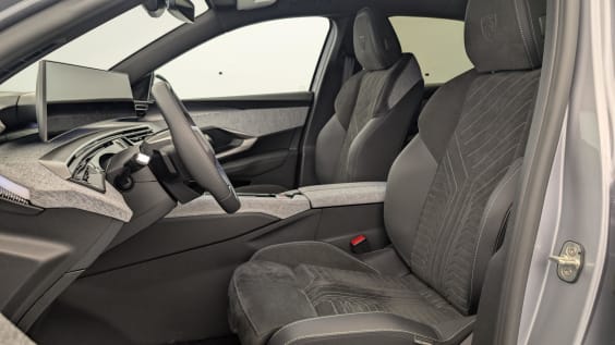 Peugeot 3008 Hybrid 145 e-DCS6 GT Gris Artense / Toit Noir