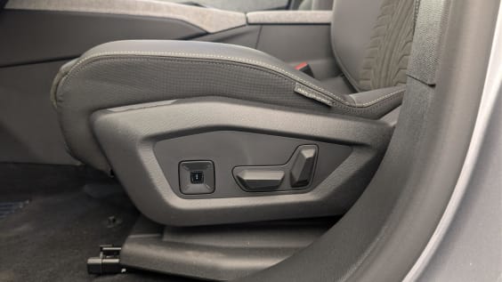 Peugeot 3008 Hybrid 145 e-DCS6 GT Gris Artense / Toit Noir