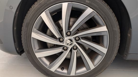Skoda Octavia Combi 1.5 TSI 150 ch ACT Style Gris Météore