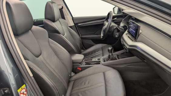 Skoda Octavia Combi 1.5 TSI 150 ch ACT Style Gris Météore