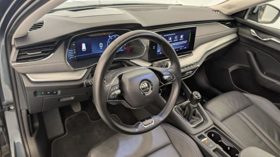 Skoda Octavia Combi 1.5 TSI 150 ch ACT Style Gris Météore
